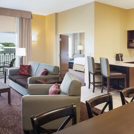 Holiday Inn Express & Suites Sandusky, An Ihg Hotel Экстерьер фото