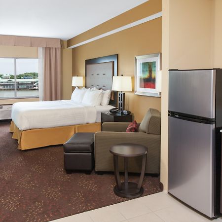 Holiday Inn Express & Suites Sandusky, An Ihg Hotel Экстерьер фото
